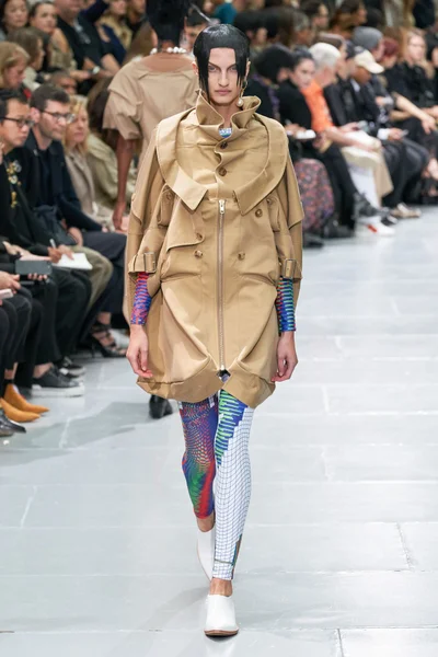 Look 36